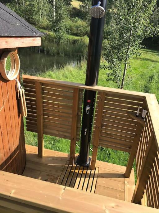 Mysig Stuga Med Sjoetomt, Naera Jaervsoebacken Екстериор снимка
